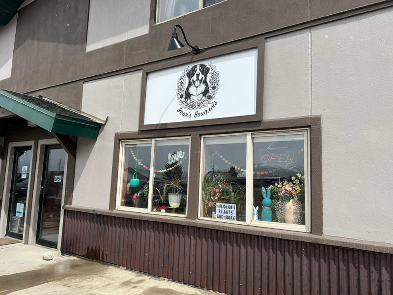 Bear's Bouqets: Granby, Colorado Flower Shop Storefront
