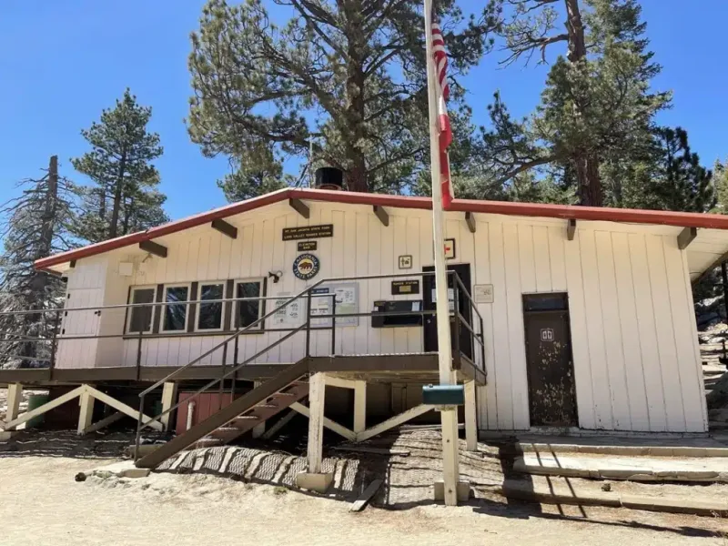 Long Valley Ranger Station