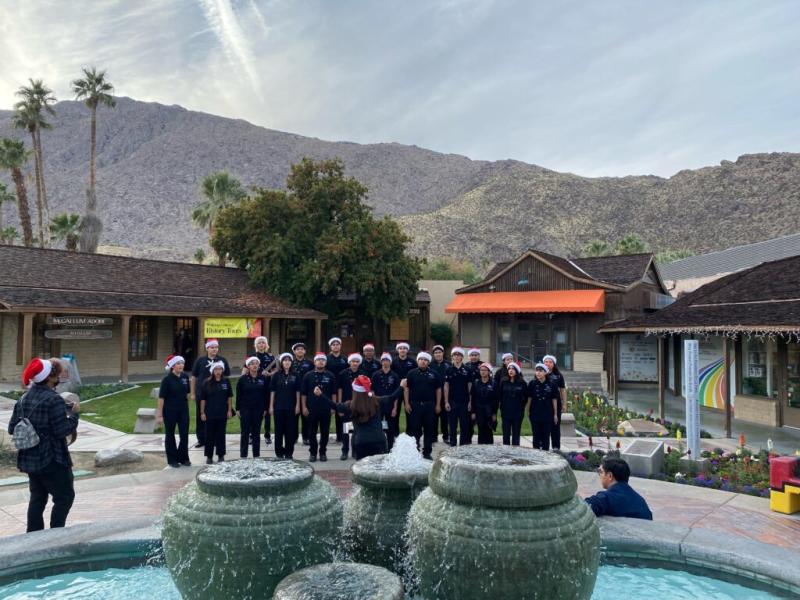 Tinsel Times Christmas singers in Palm Springs