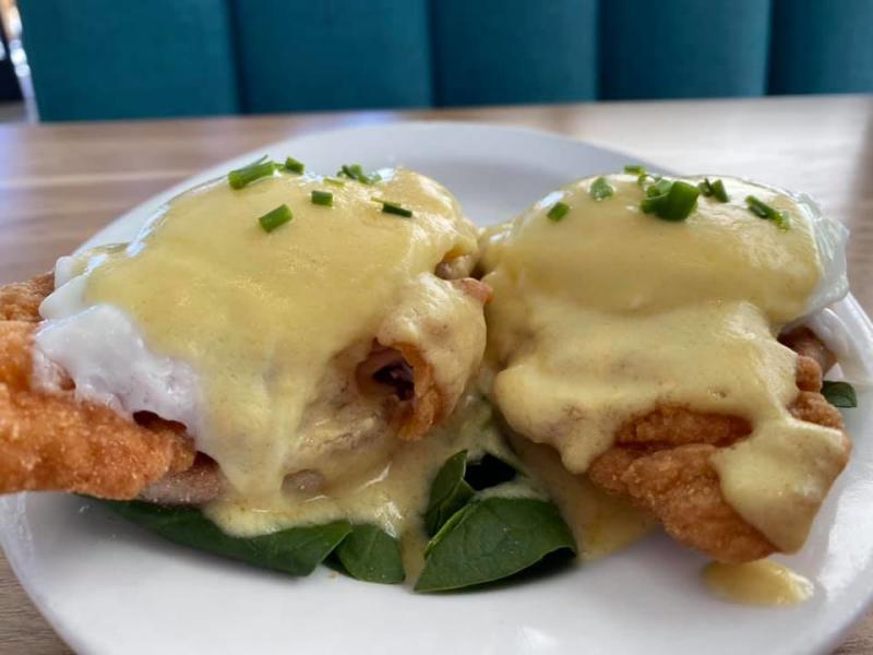 bongo johnny friend chicken benedict