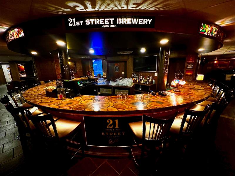 21st-Street-Brewery-Casey-Murray