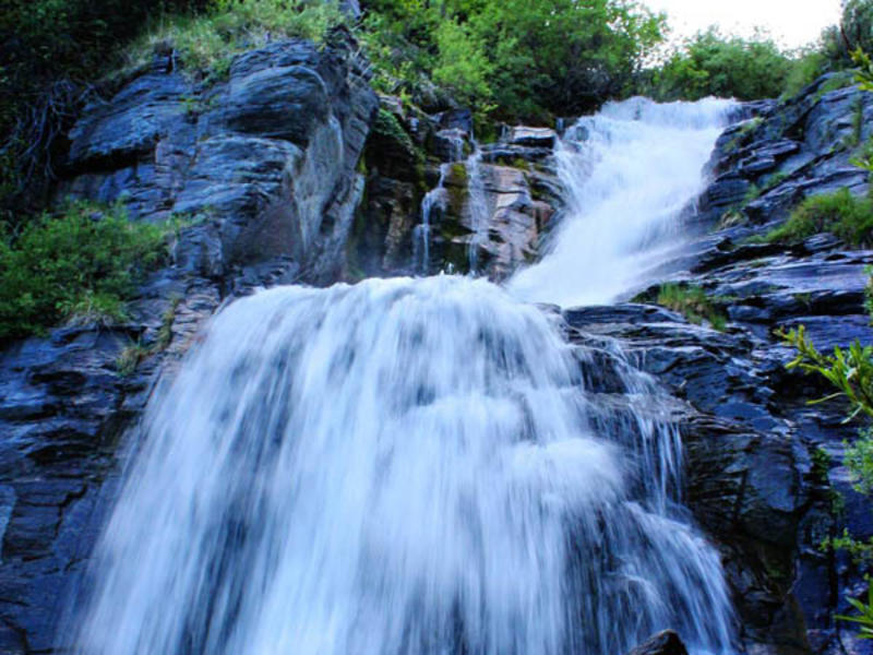 10 Waterfalls in Utah Valley that Will Take Your Breath Away - Timpanogos Falls