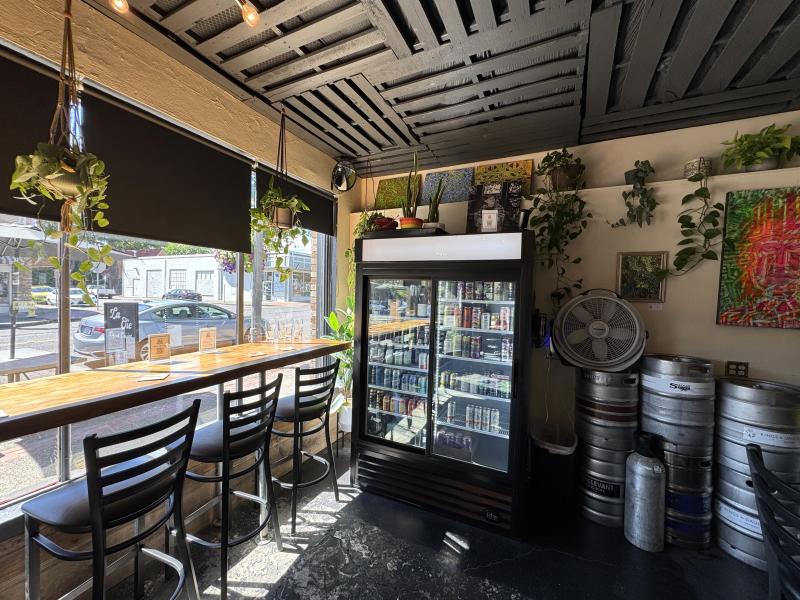 Pour Choices Interior 1