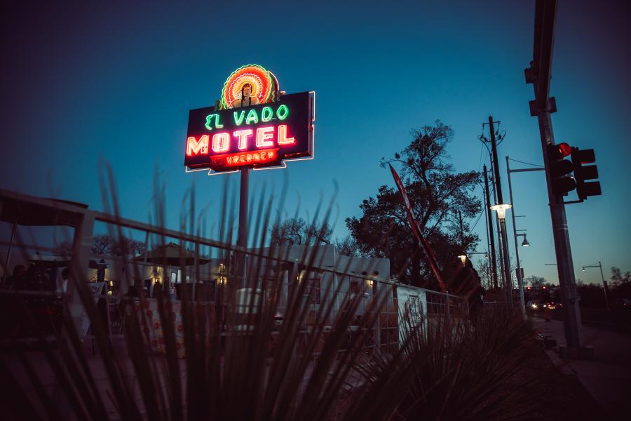 EL Vado Motel Sign