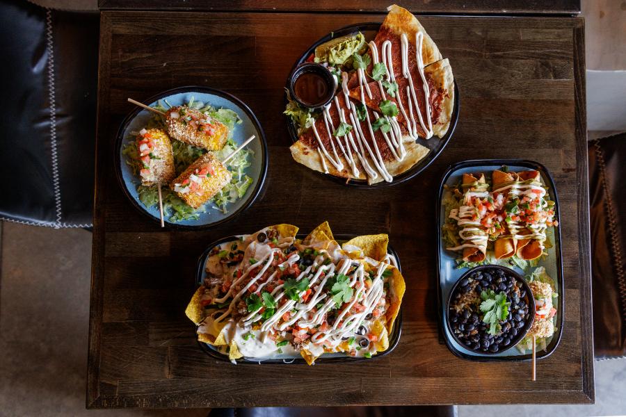 Tres Toros Food
