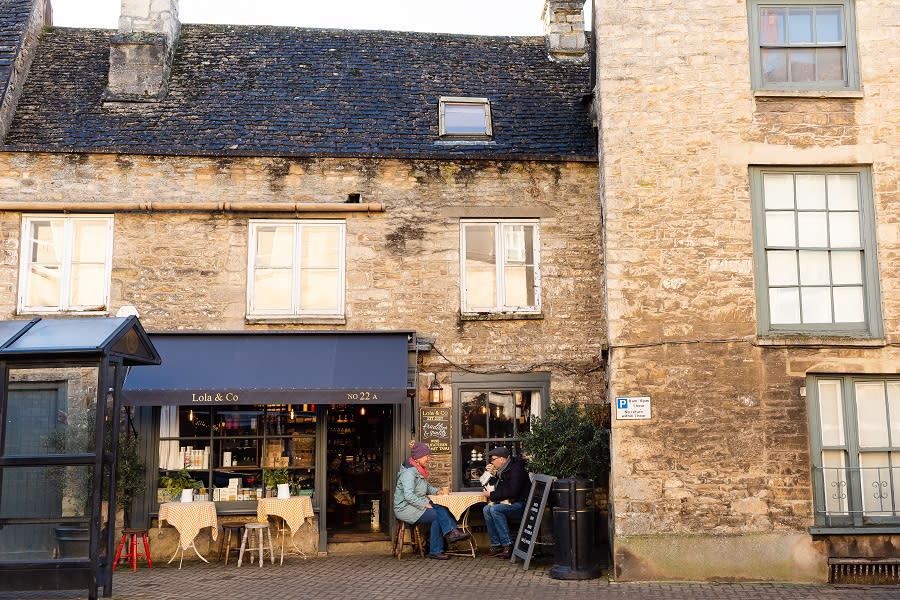 Lola and Co cafe Tetbury