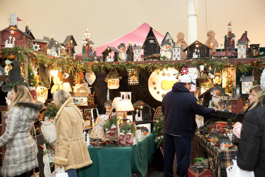 Granger Homestead Christkindl Market - Christmas decorations