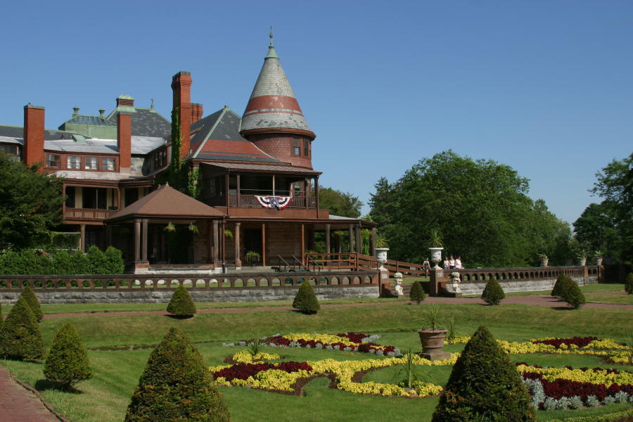 Sonnenberg Gardens & Mansion State Historic Park