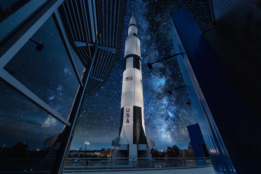 US Space & Rocket Center Saturn V Stars Destination Guide 2020