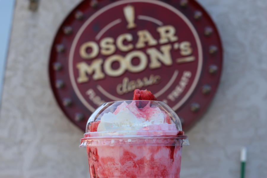 Oscar Moon's