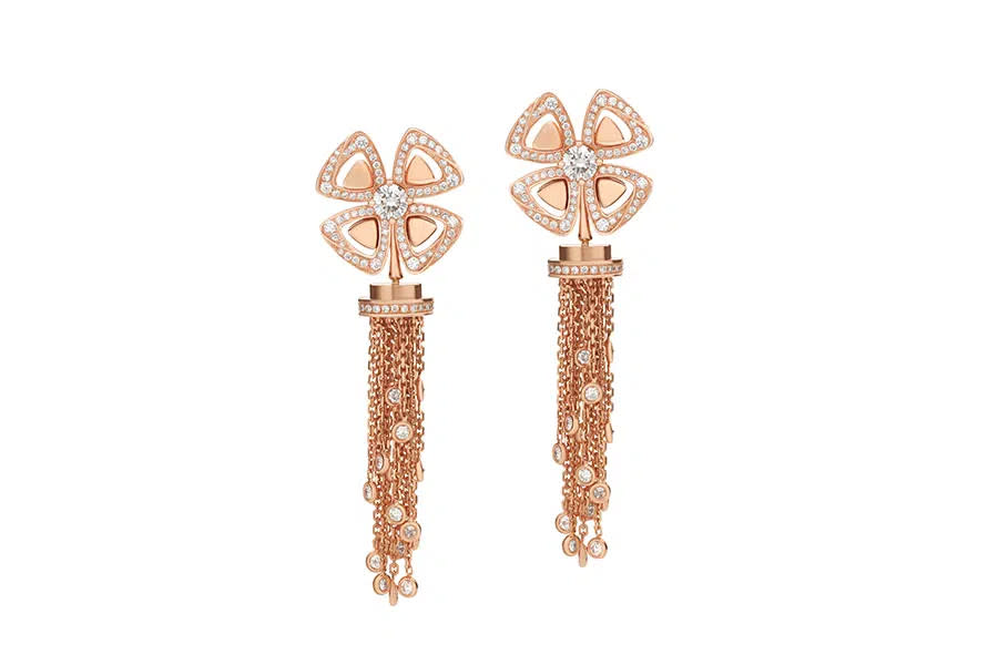 These charming Fiorever feature four-leaf clovers with diamonds at the center