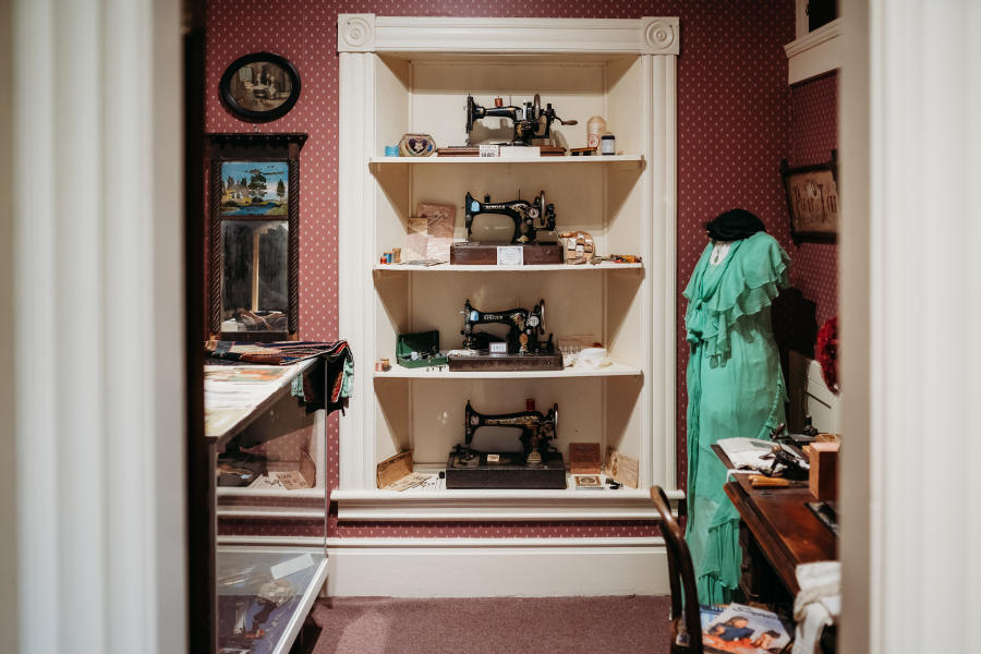 sewing room exhibit Beachville museum