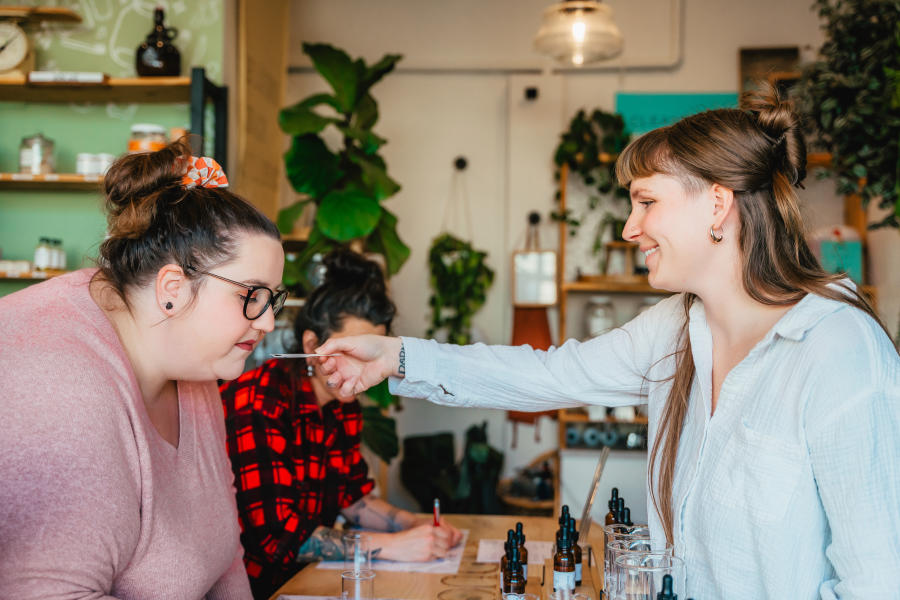 jarful refillery experience scent smelling