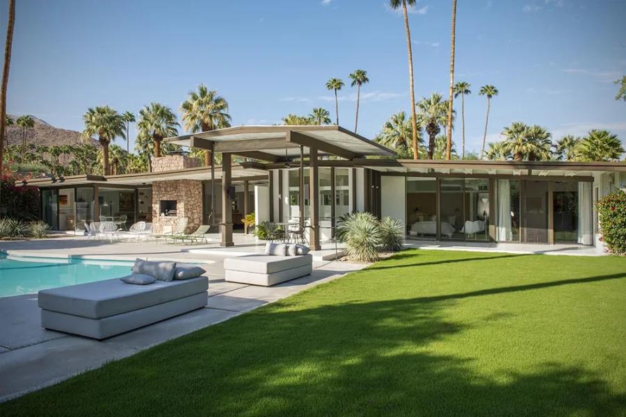 Kirk Douglas Estate in Palm Springs