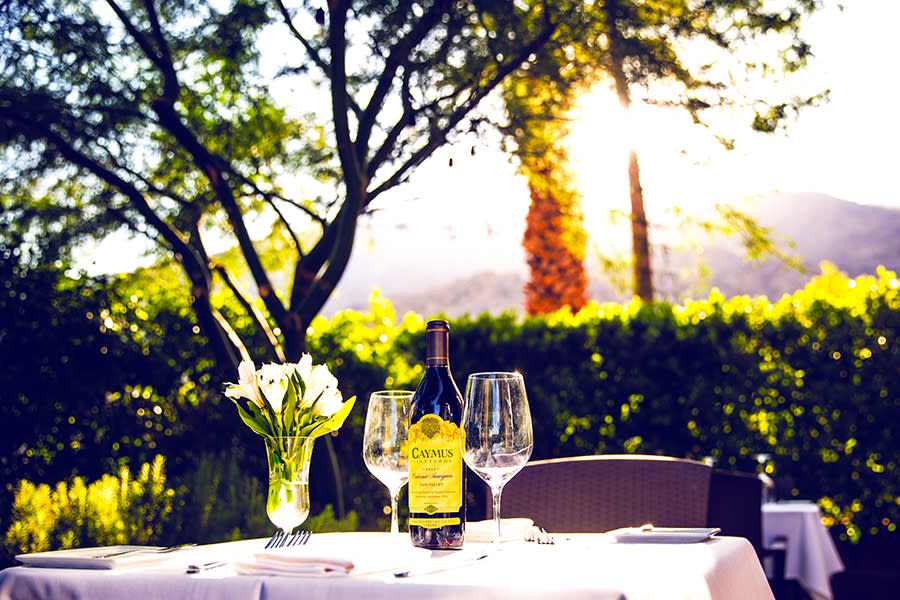 Miro's Outdoor Dining