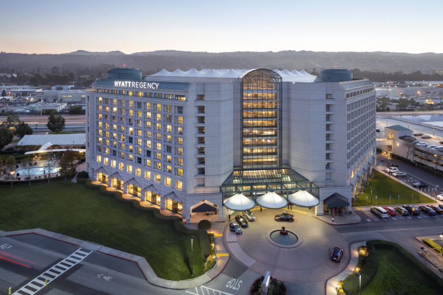 Hyatt Regency San Francisco Airport exterior from above 