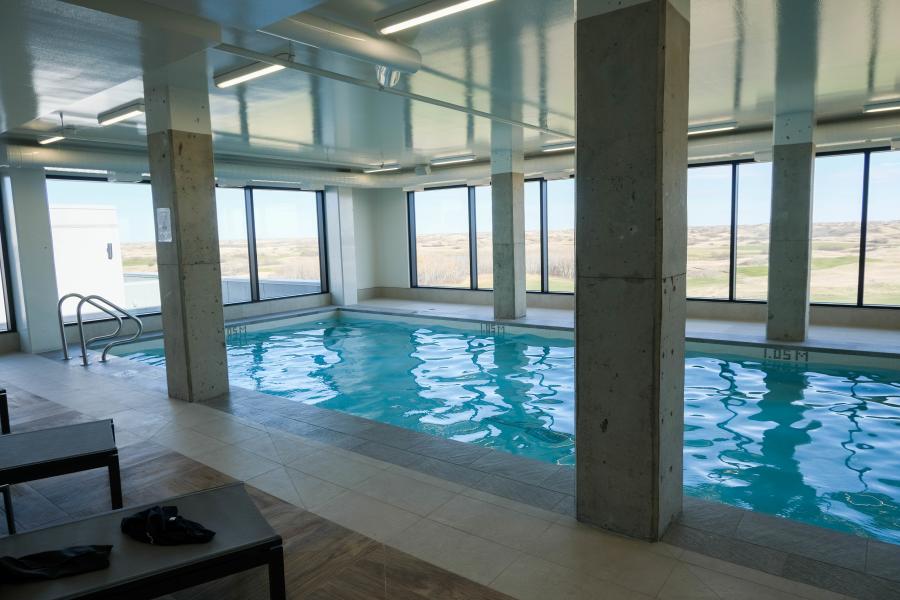 Dakota Dunes Rooftop Pool