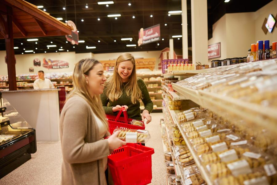 shopping girls sauders