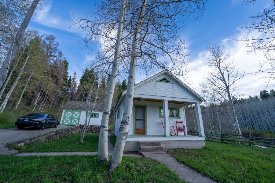 Payson Lakes Guard Station