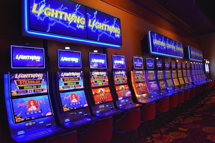 Hollywood Casino at The Meadows - Slots