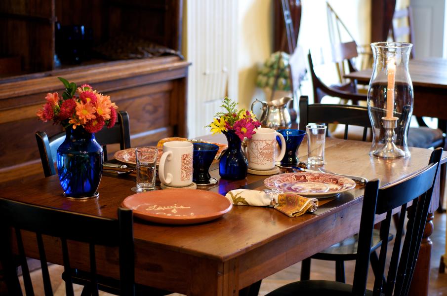 Boone's Colonial Inn