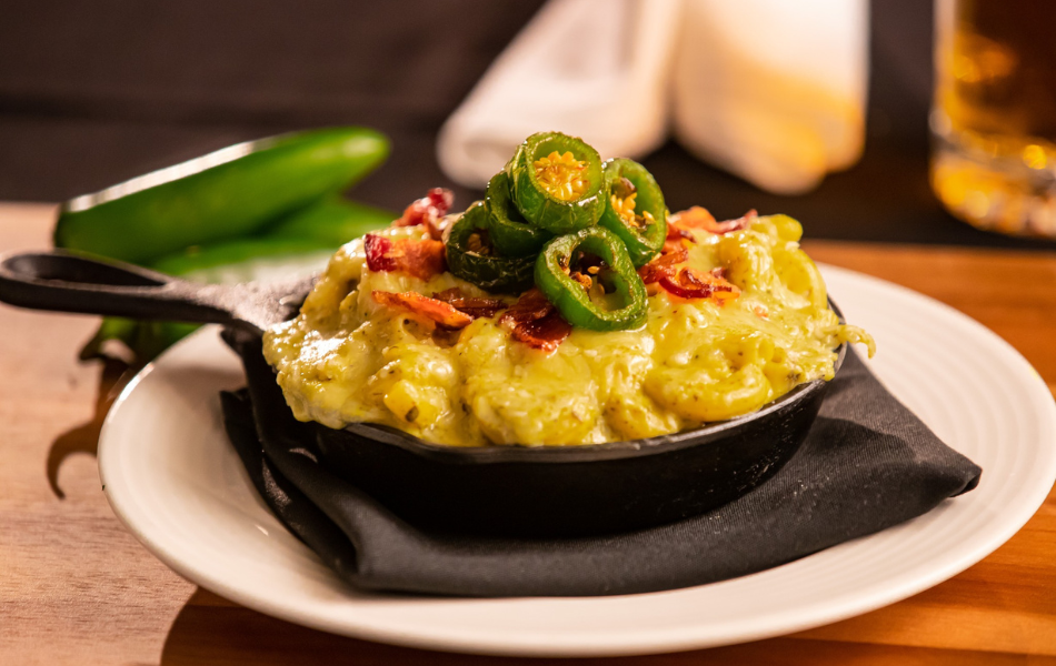 Mini cast iron skillet of Mac & Cheese at Mickey Mantle's