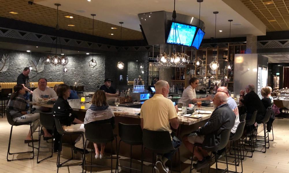 kaiser grille bar