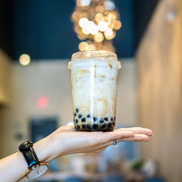 Dirty boba drink at Feng Cha Teahouse