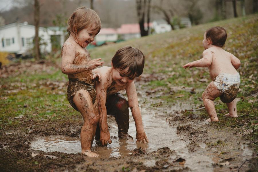 Kids playing in mud Ruffsdale