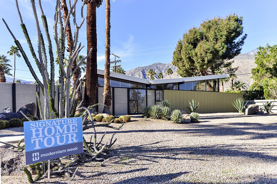 House on Modernism Week Tour