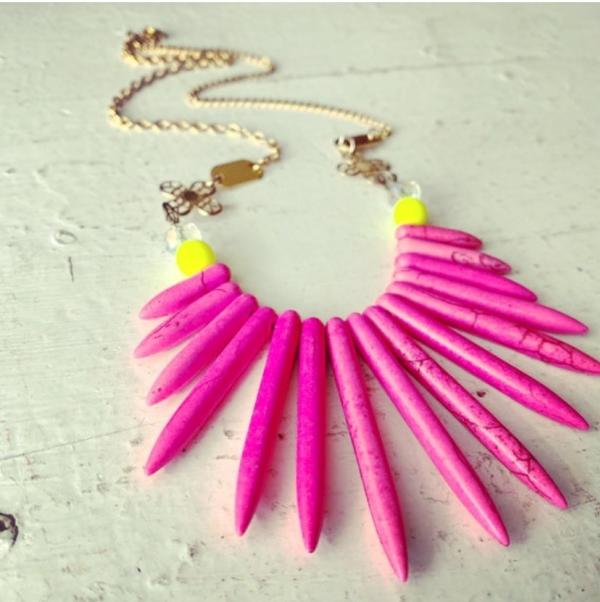 Hot pink and gold chain necklace