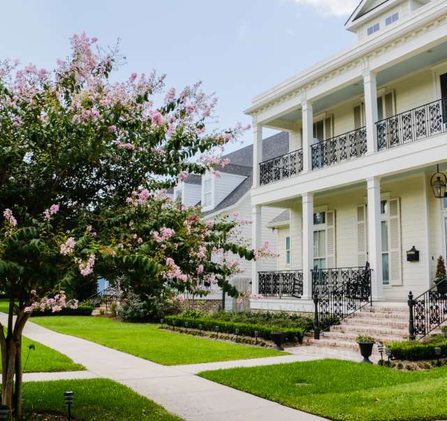 Lakeview Homes
