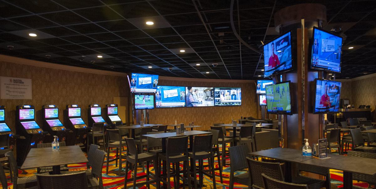 Hollywood Casino Barstool Sportsbook Lounge