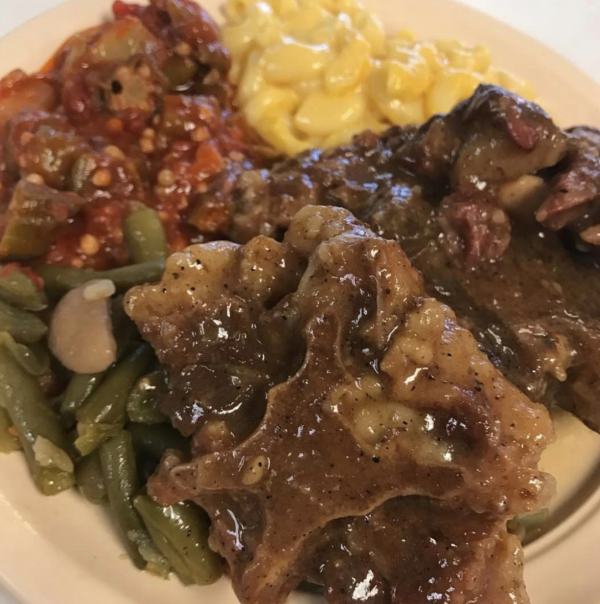Plate of Food From This Is It Soul Food In Houston, TX