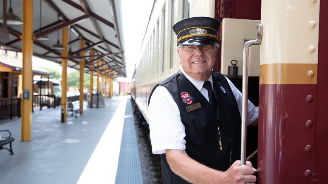 trinity river train excursion