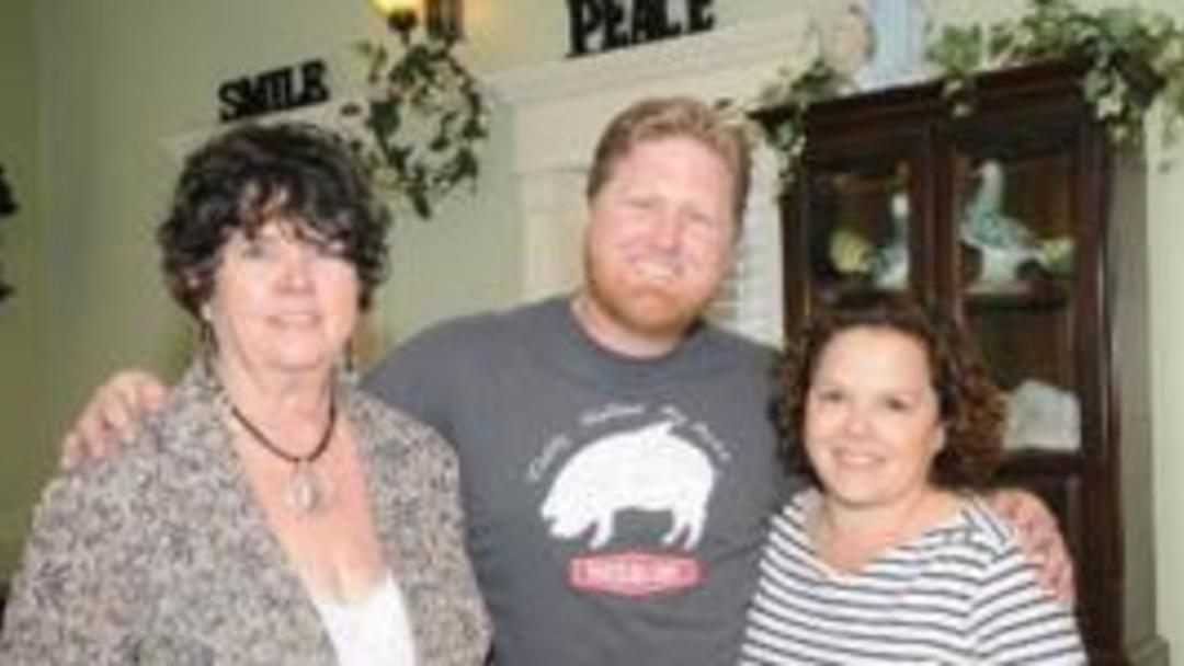 Chefs Rally To Support My Dee Dee S Pie Shoppe Owner