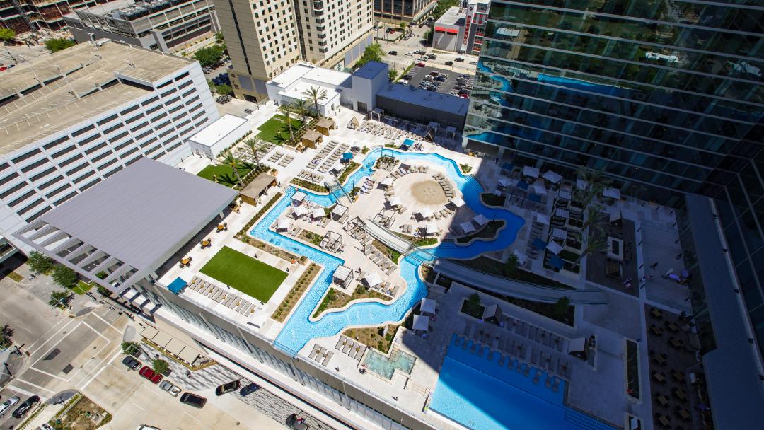Marriott Marquis Pool