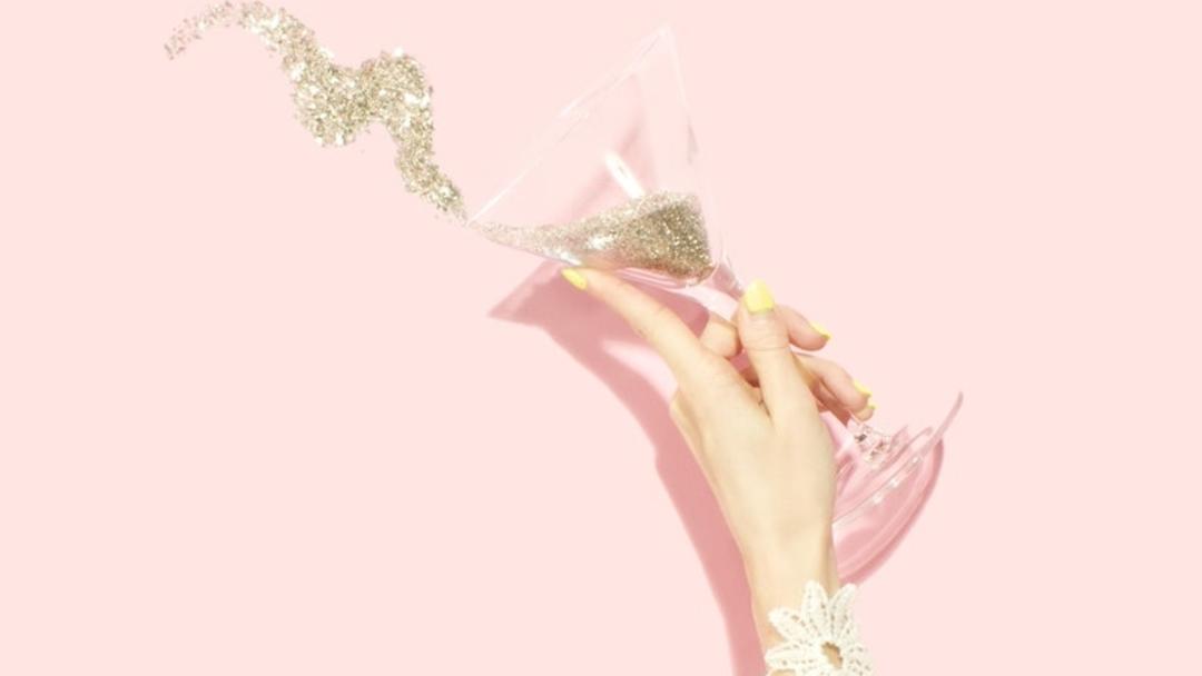 Martini glass with glitter