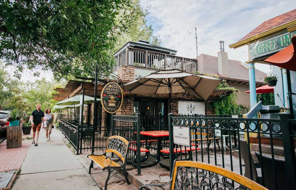 Pearl Street in Denver, Colorao