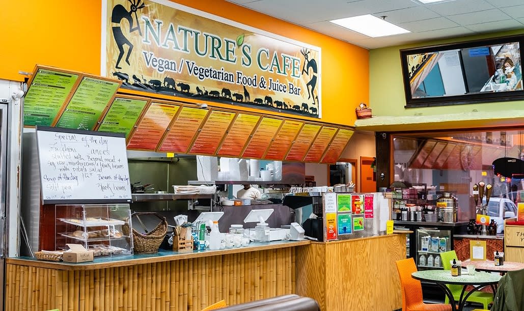 natures cafe counter