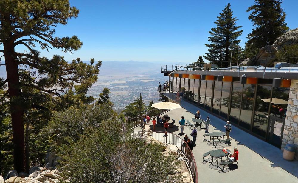 tram mountain station