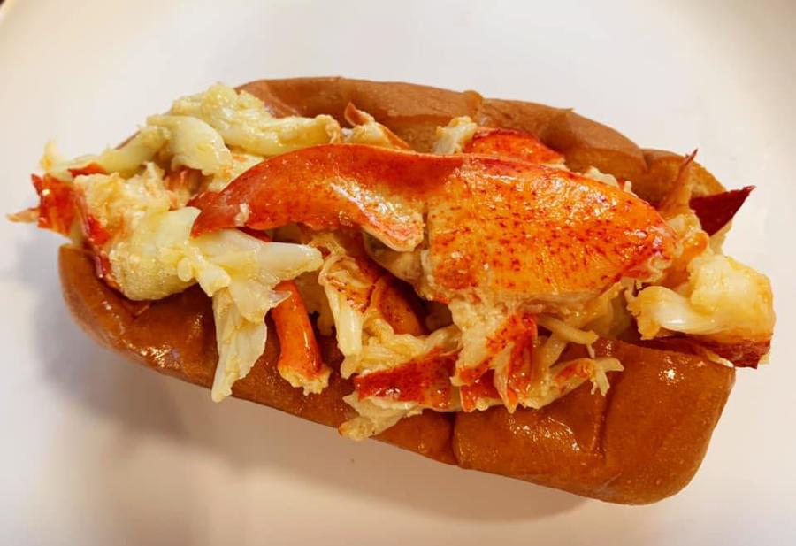 Lobster roll