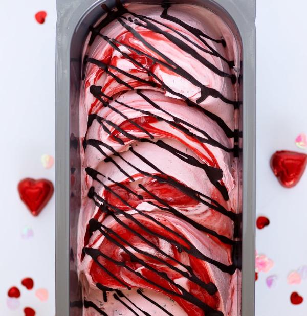 Chocolate Covered Strawberry Gelato Sarahs Gelato