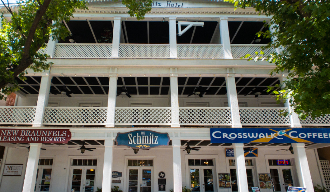 Historic Schmitz Hotel