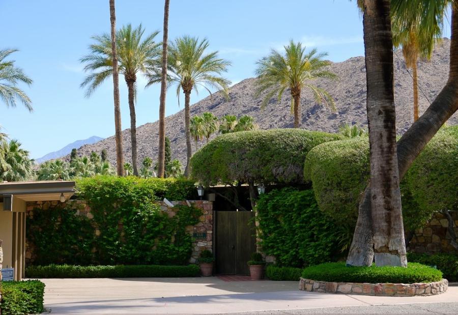 Kirk Douglas estate, 515 W Via Lola, Palm Springs