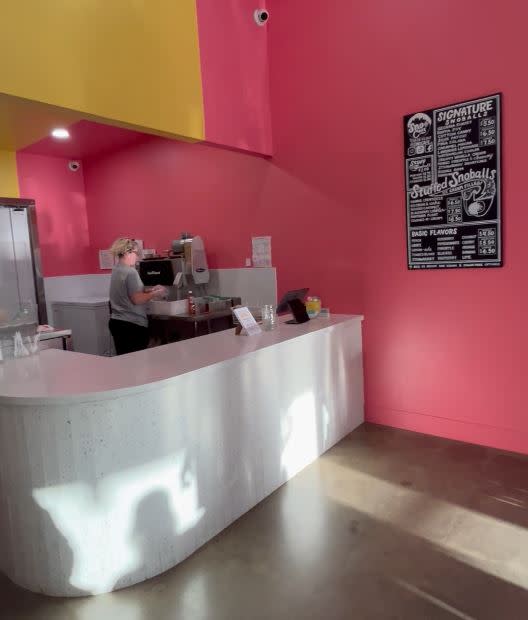 sno cafe interior