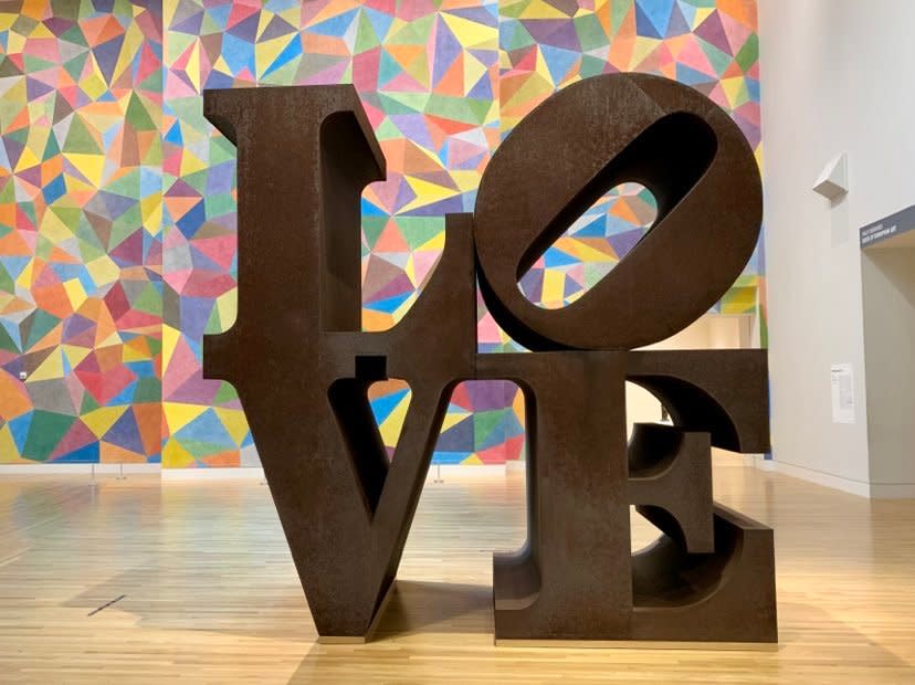 Robert Indiana LOVE sculpture, Newfields