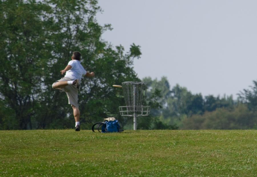 Just getting into this beautiful game you all call DISC Golf. Rate