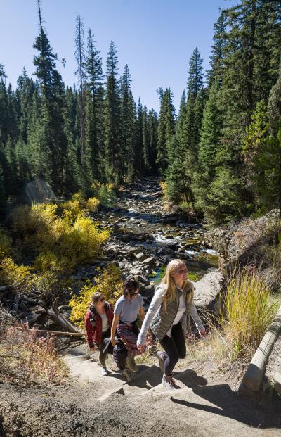 Ouel Falls Hike