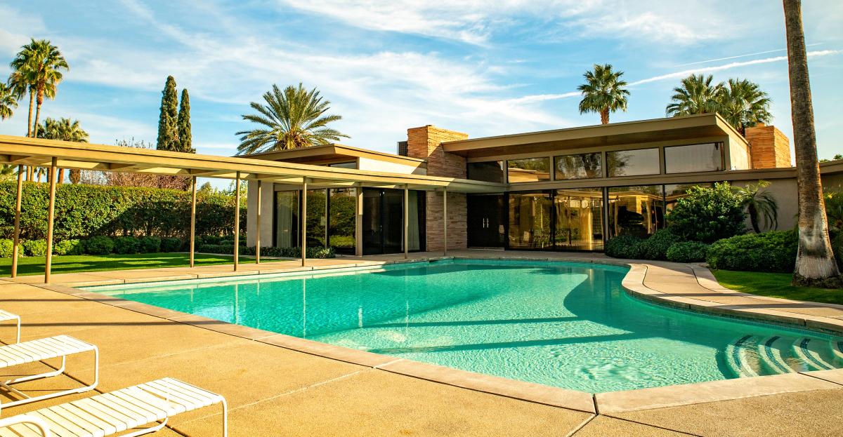 Beautiful pool at the Frank Sinatra Twin Palm Estate